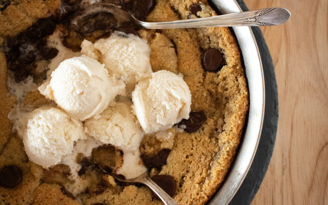 Chocolate Chip Cookie Skillet: Paleo, Gluten free, dairy free